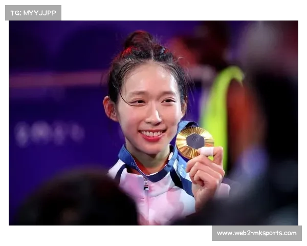 击剑项目香港选手夺金，主场优势明显